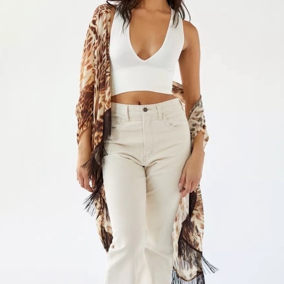 NWT Urban Outfitters Leopard Animal Print Fringe Hem Kimono - Picture 3 of 8